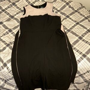 Gabby Skye Black and Cream Dress